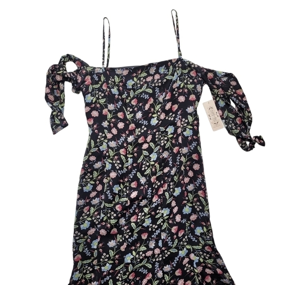 Nanette Lepore NWT Black Floral Dress - Picture 3 of 8